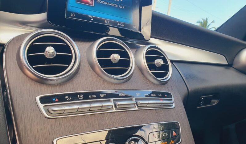
								Usado 2019 Mercedes C-Class full									